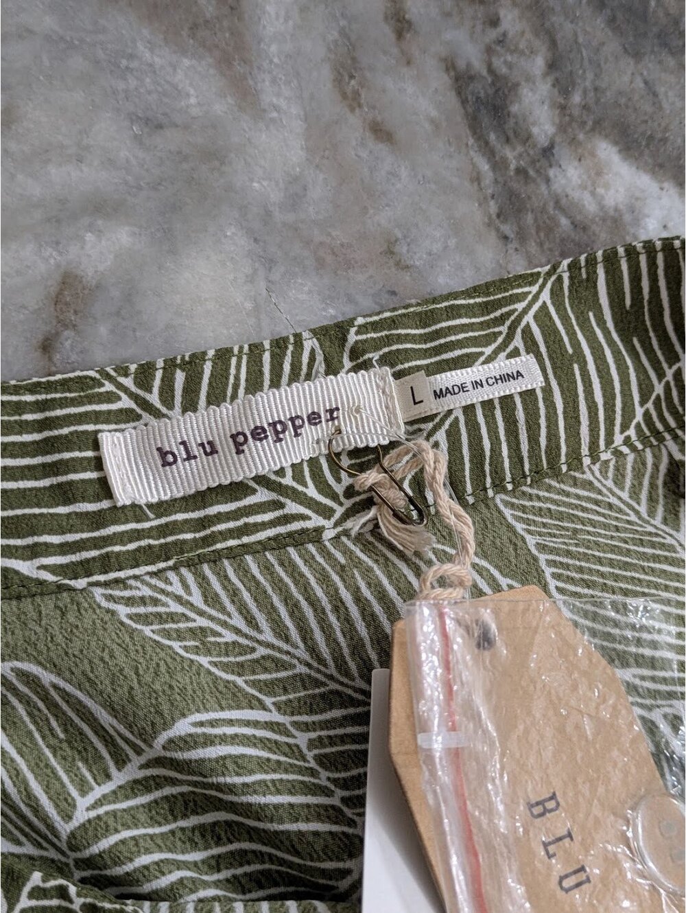 Blu Pepper Green Floral Wrap Skirt Large - Picture 5 of 6